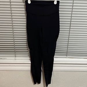 Lululemon Base Pace 25”